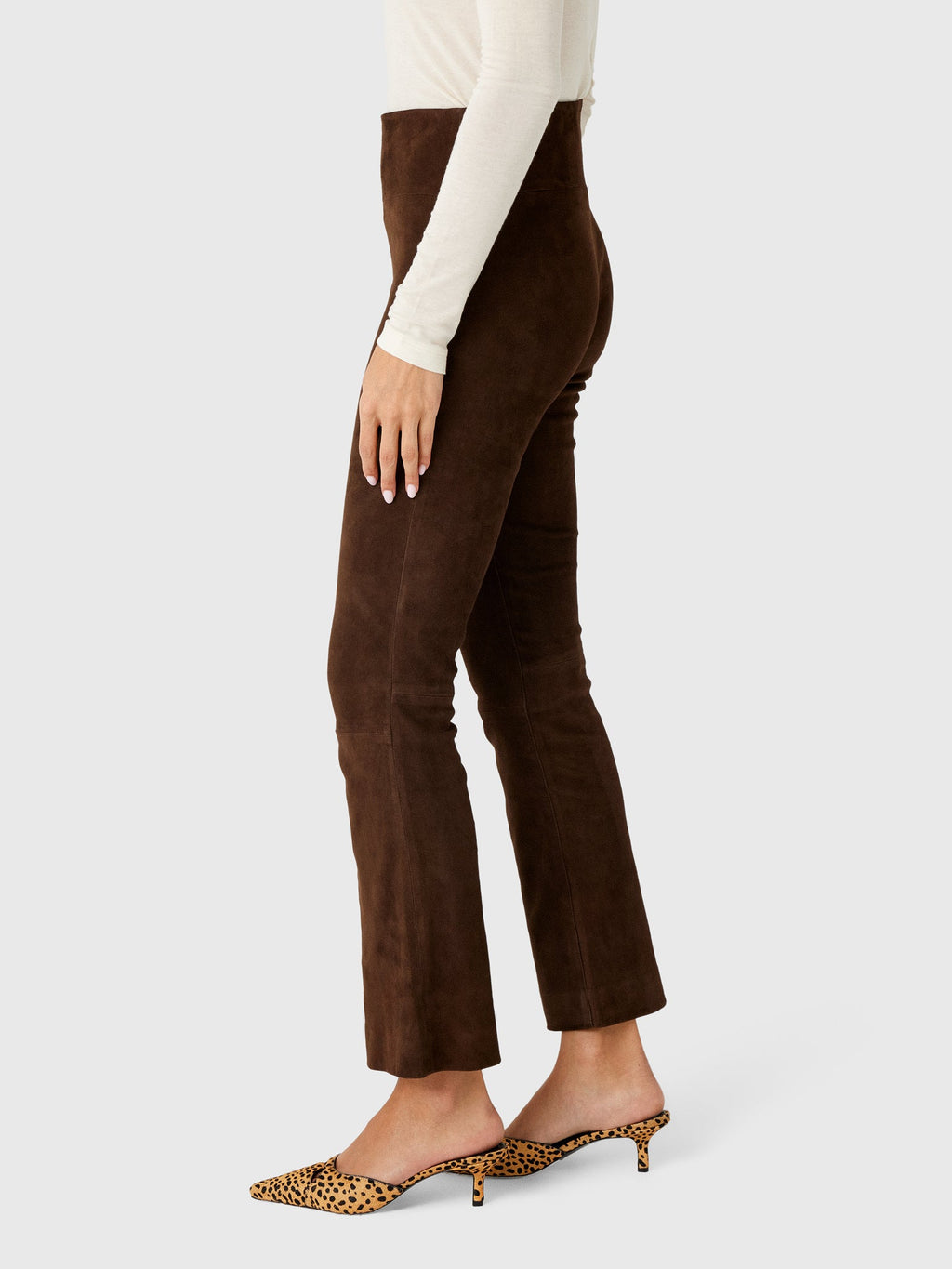 SPRWMN Women's Suede Ankle Flare Legging