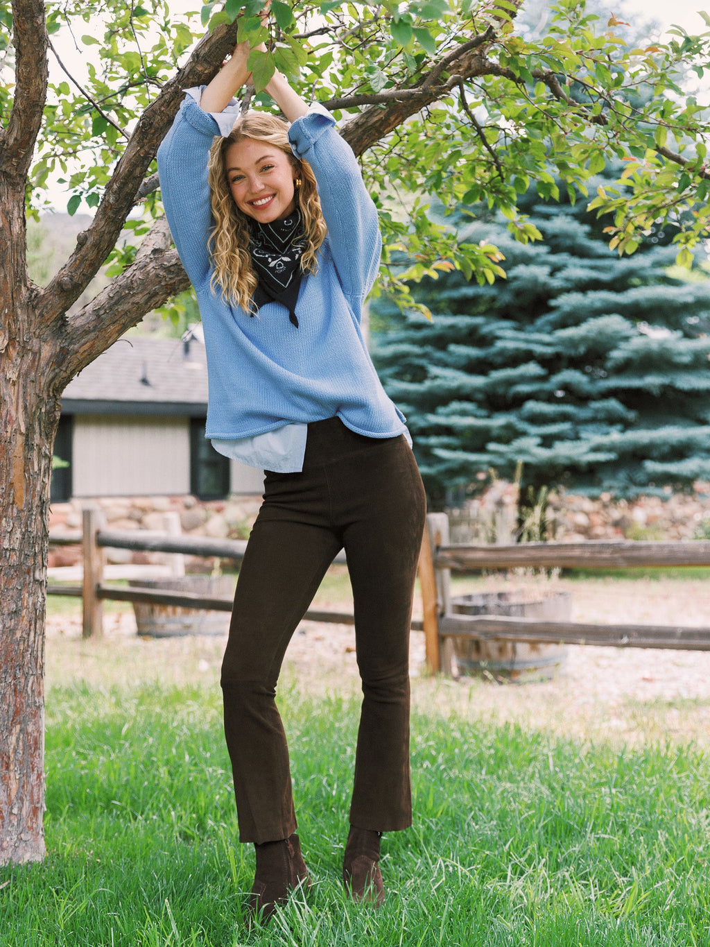 SPRWMN Women's Suede Ankle Flare Legging