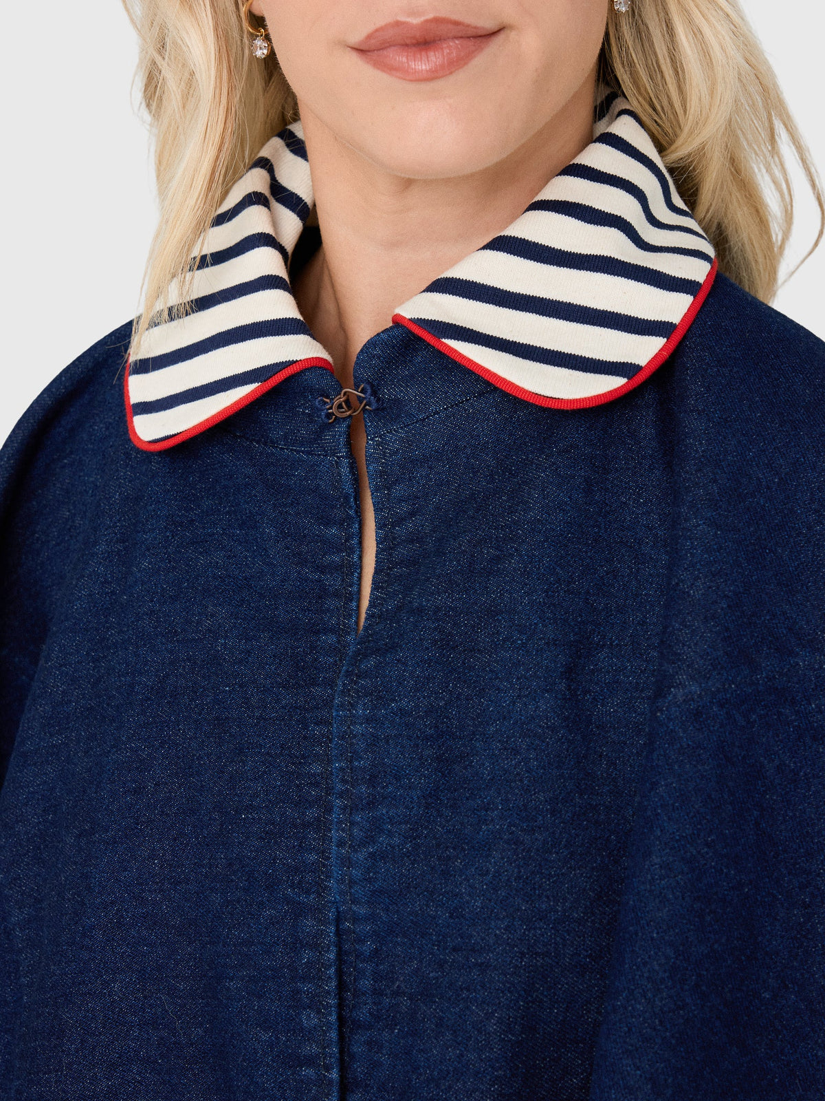 Les Vacances d'Irina Women's Denim Cape