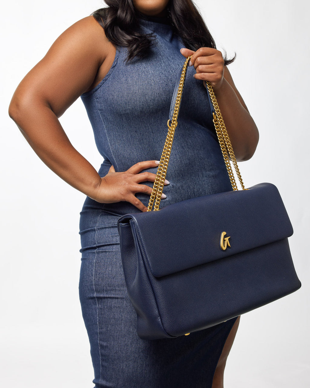 XL PEBBLE FLAP BAG - NAVY