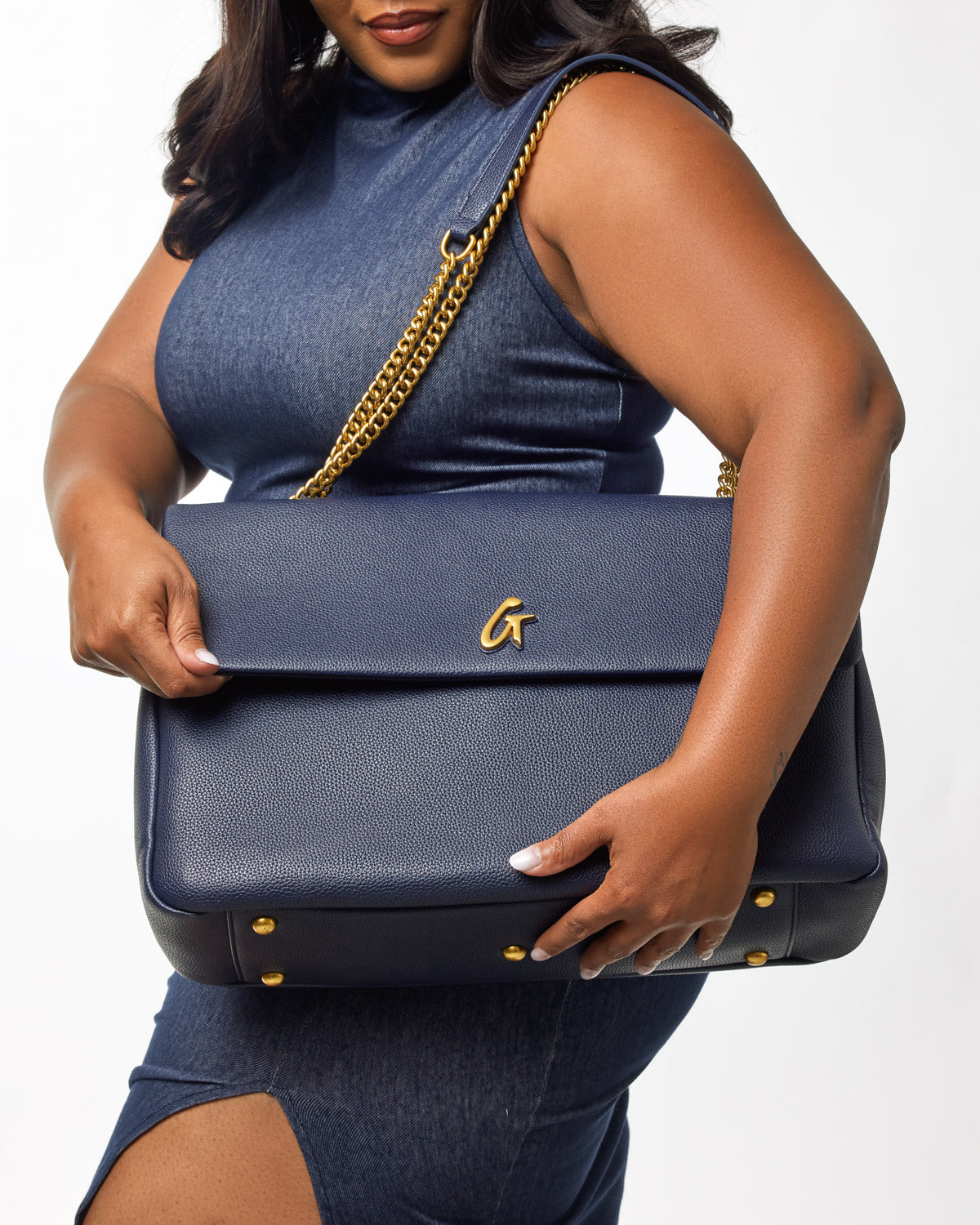 XL PEBBLE FLAP BAG - NAVY