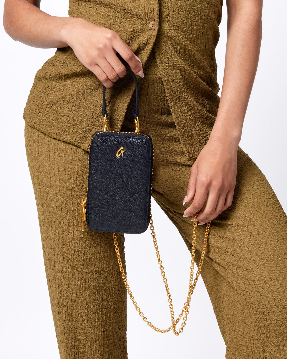 PEBBLE PHONE CROSSBODY - BLACK