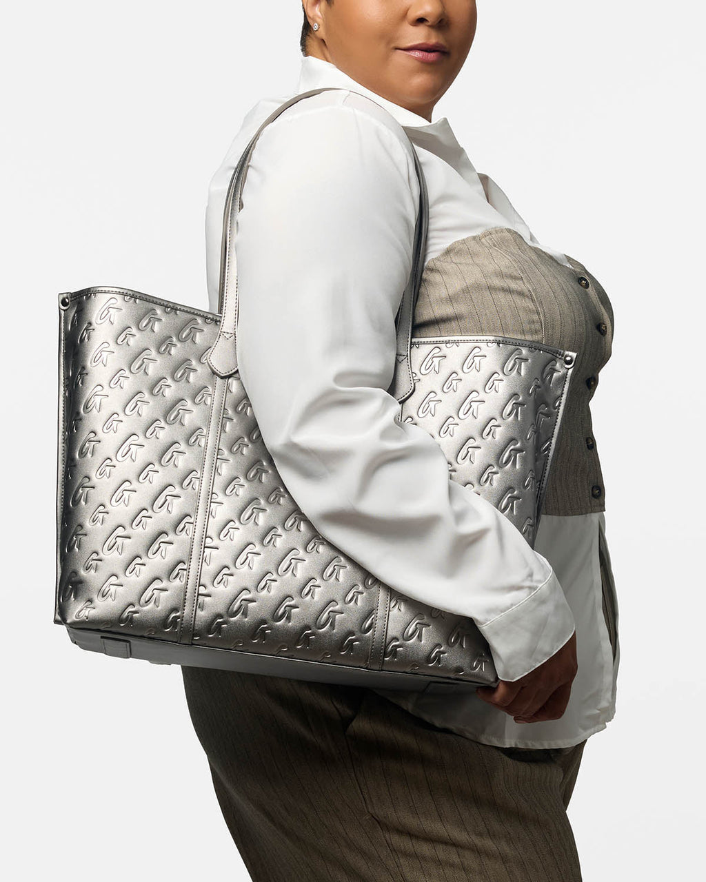 XL MONOGRAM SLEEK TOTE - PLATINUM