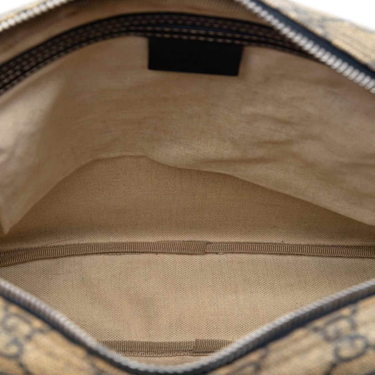Gucci GG Supreme Crossbody Bag - Beige
