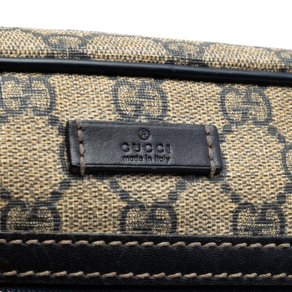 Gucci GG Supreme Crossbody Bag - Beige