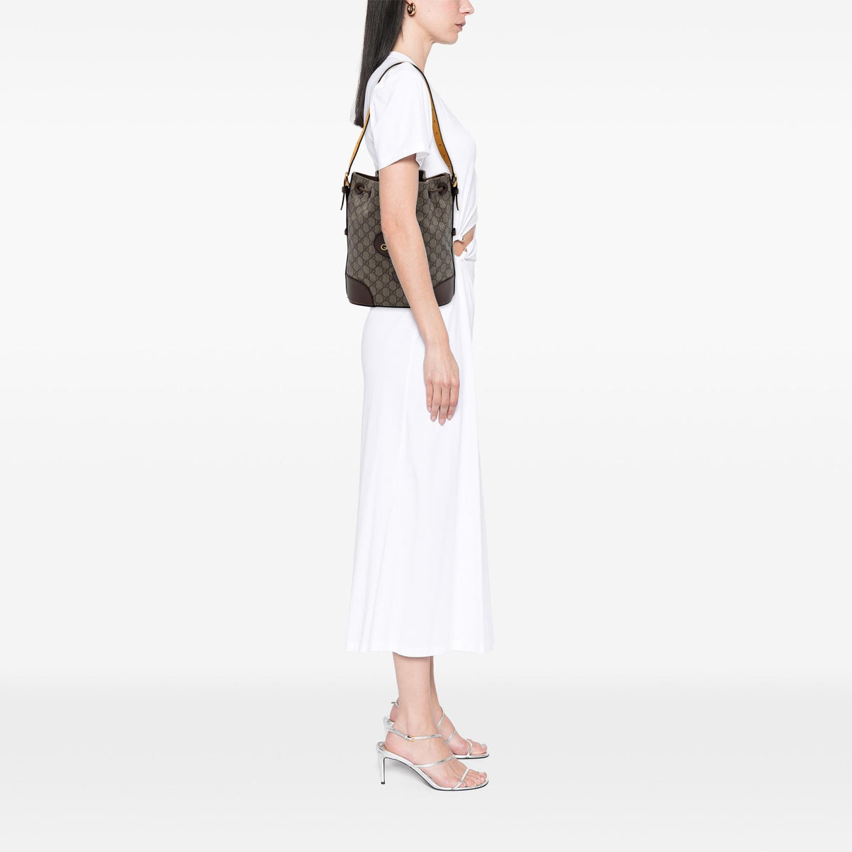 Gucci GG Supreme Neo Vintage Drawstring Bucket Bag - Beige