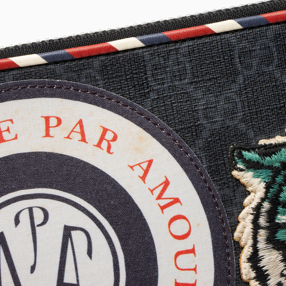 Gucci GG Supreme Night Courrier Clutch - Black/Grey/Multi