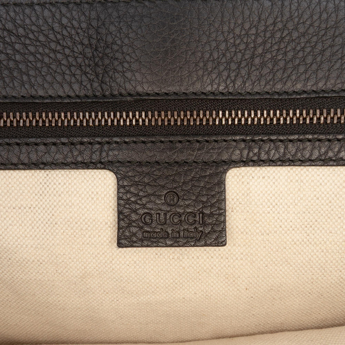 Gucci Large GG Marmont Pebbled Calfskin Flap Shoulder Bag - Black