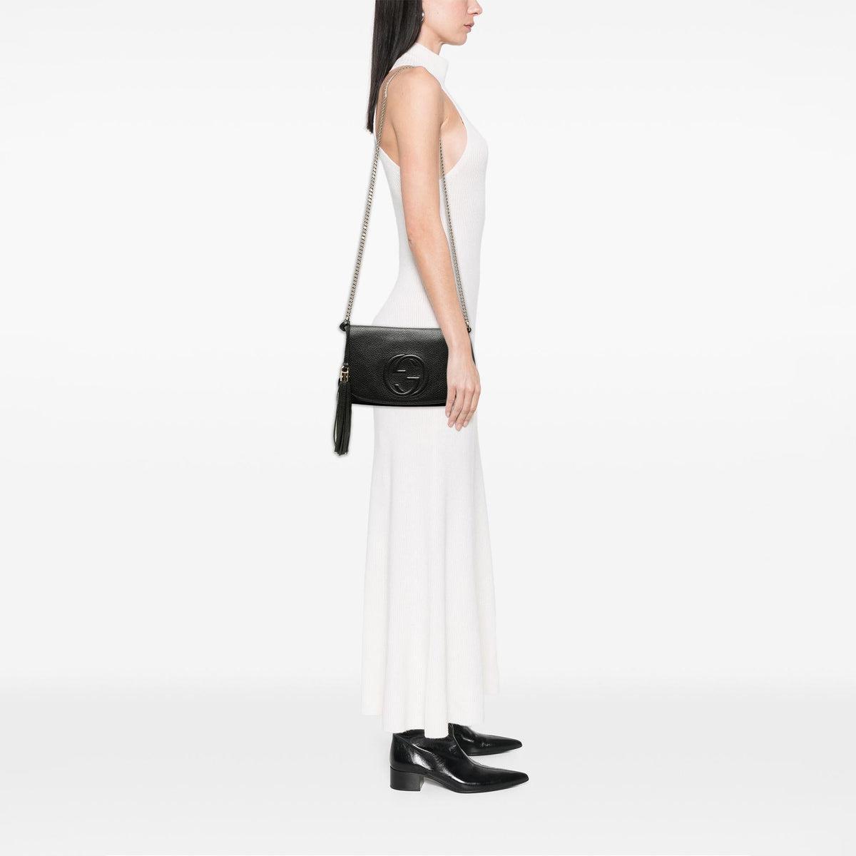 Gucci Medium Calfskin Soho Chain Flap Crossbody Bag - Black