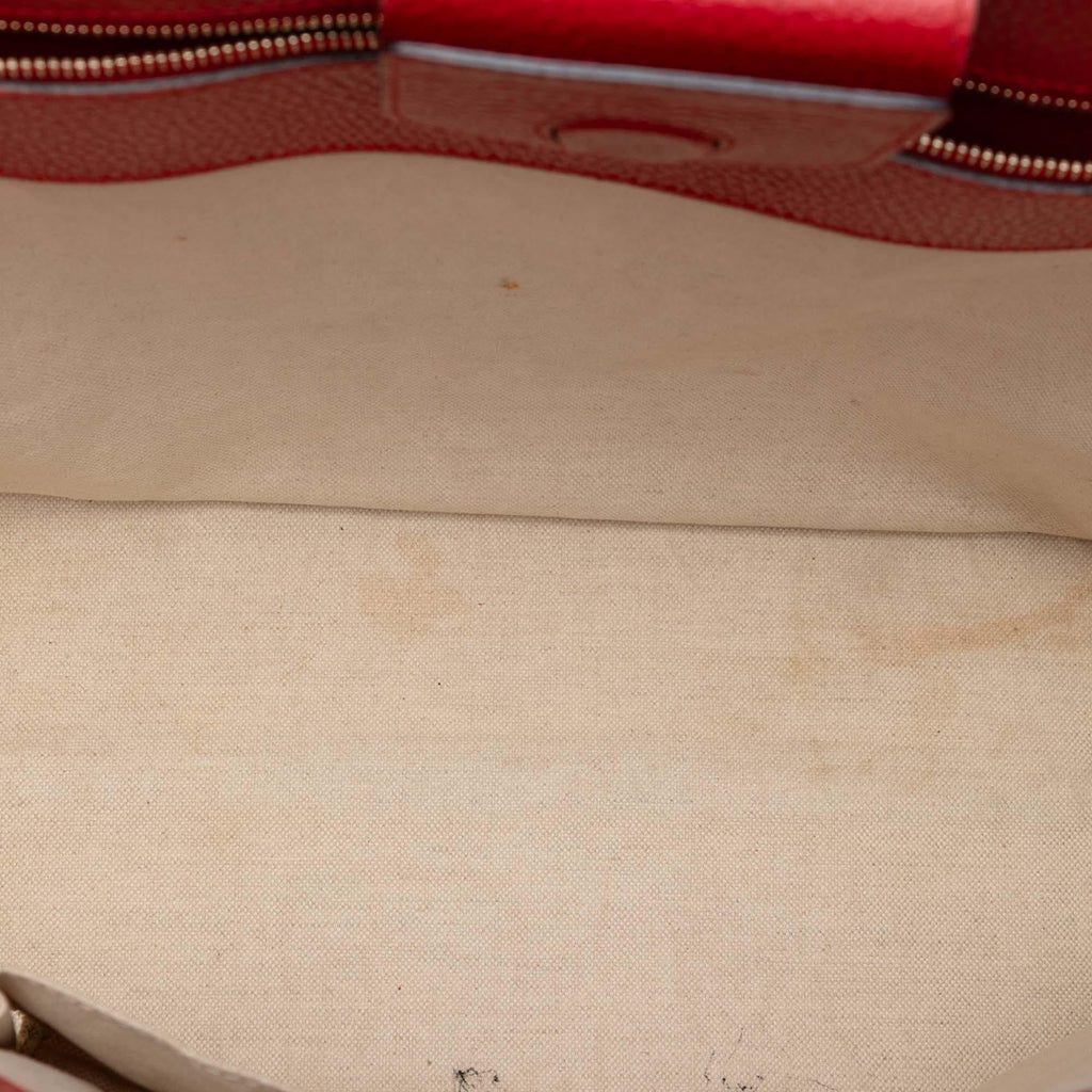 Gucci Medium Leather Swing Tote Bag - Red