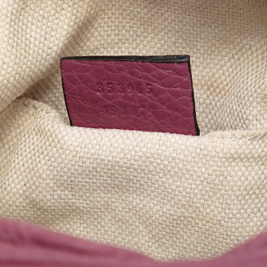 Gucci Mini Pebbled Calfskin Soho Chain Crossbody Bag - Pink