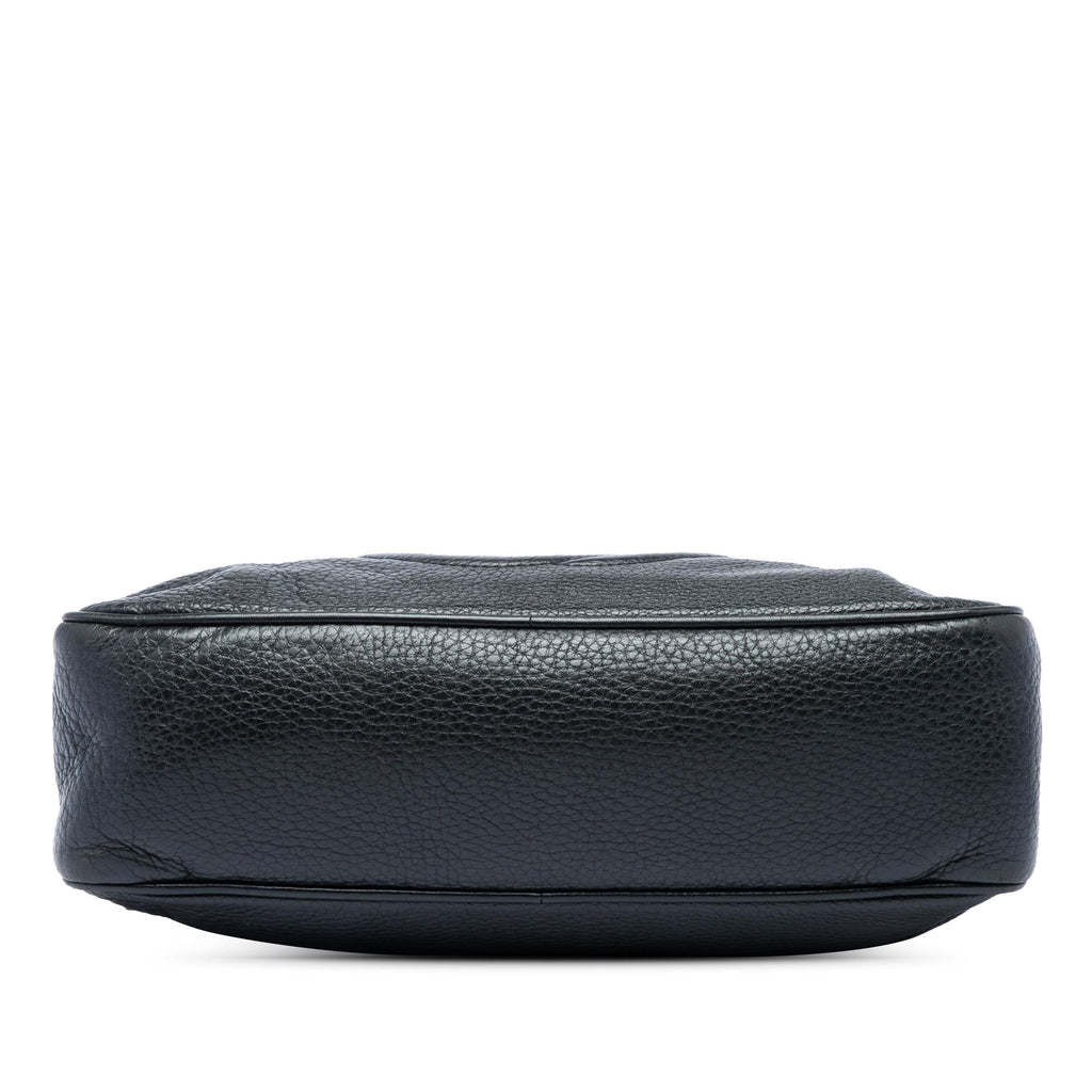 Gucci Pebbled Calfskin Soho Chain Zip Shoulder Bag - Black