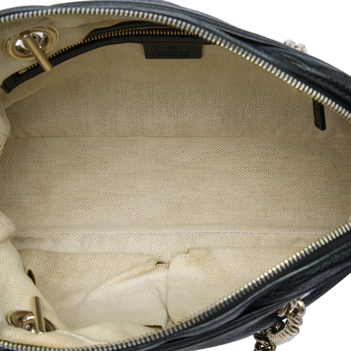 Gucci Pebbled Calfskin Soho Chain Zip Shoulder Bag - Black