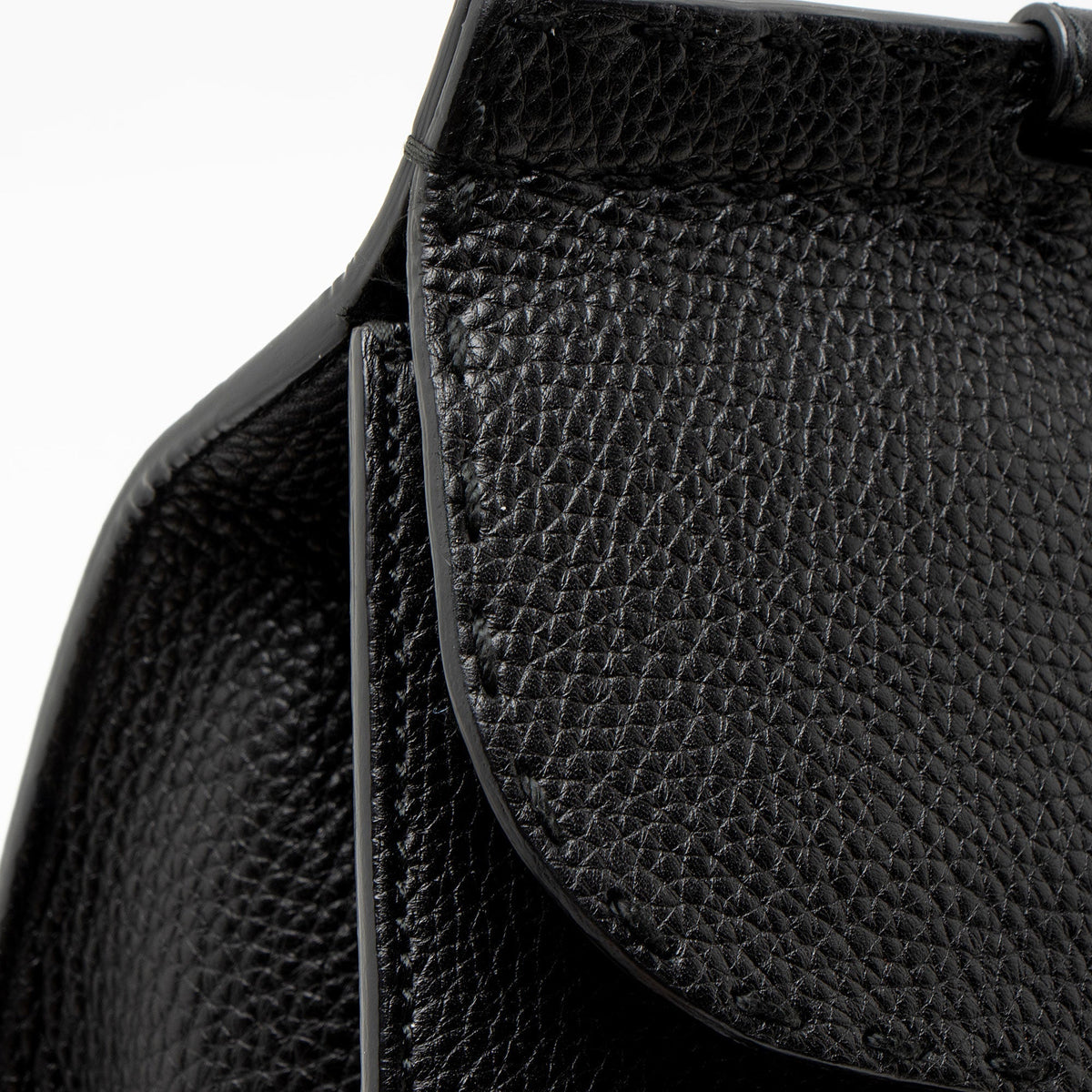 Gucci Pebbled Leather GG Marmont Top Handle Satchel - Black