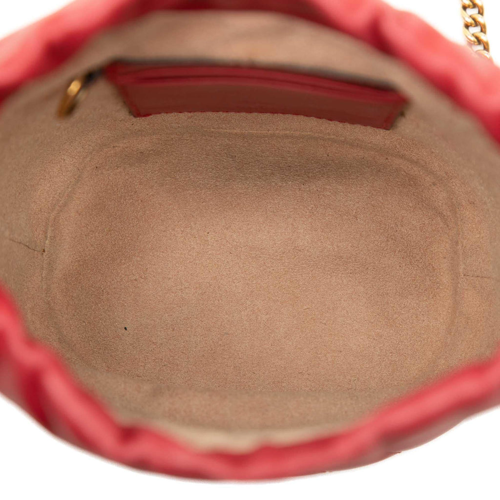 Gucci Small GG Marmont Matelasse Calfskin Bucket Bag - Red