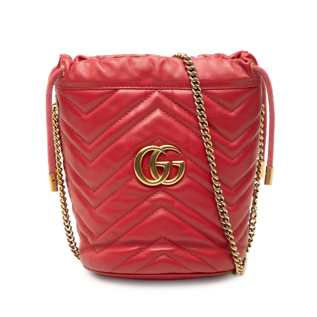 Gucci Small GG Marmont Matelasse Calfskin Bucket Bag - Red