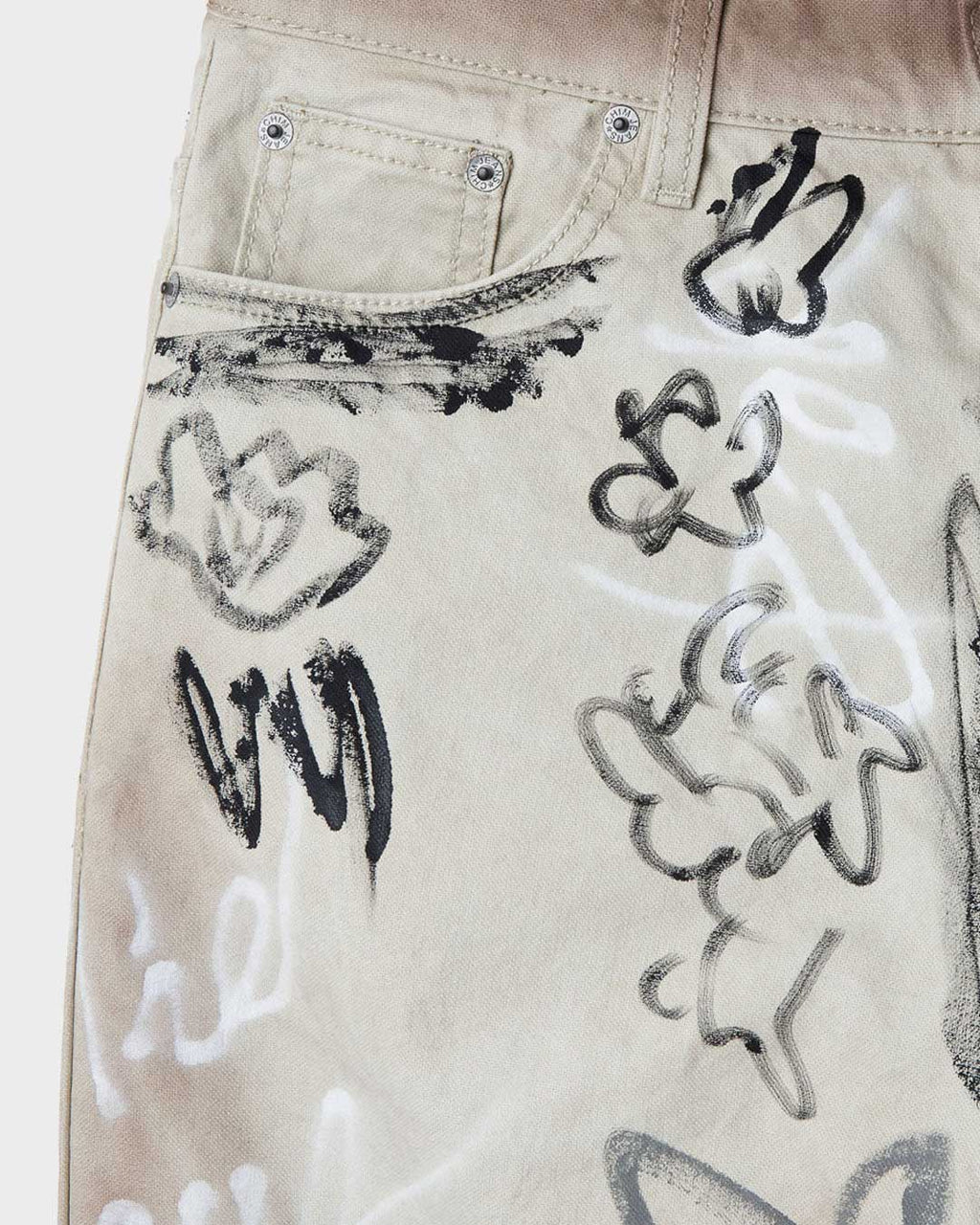 HMDD Banksy Shorts Cream