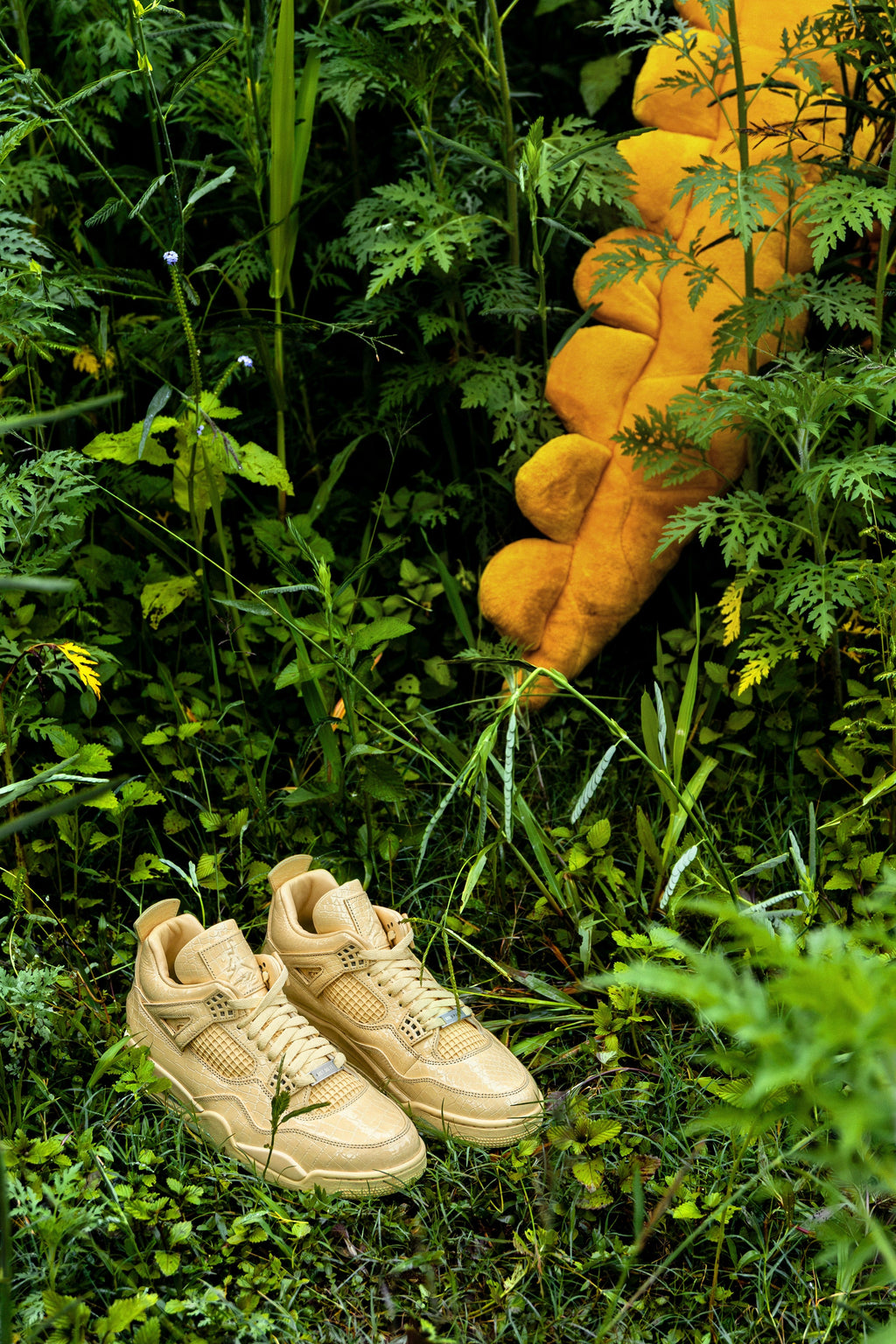 AIR JORDAN 4 RETRO X J BALVIN "AMAZONAS"