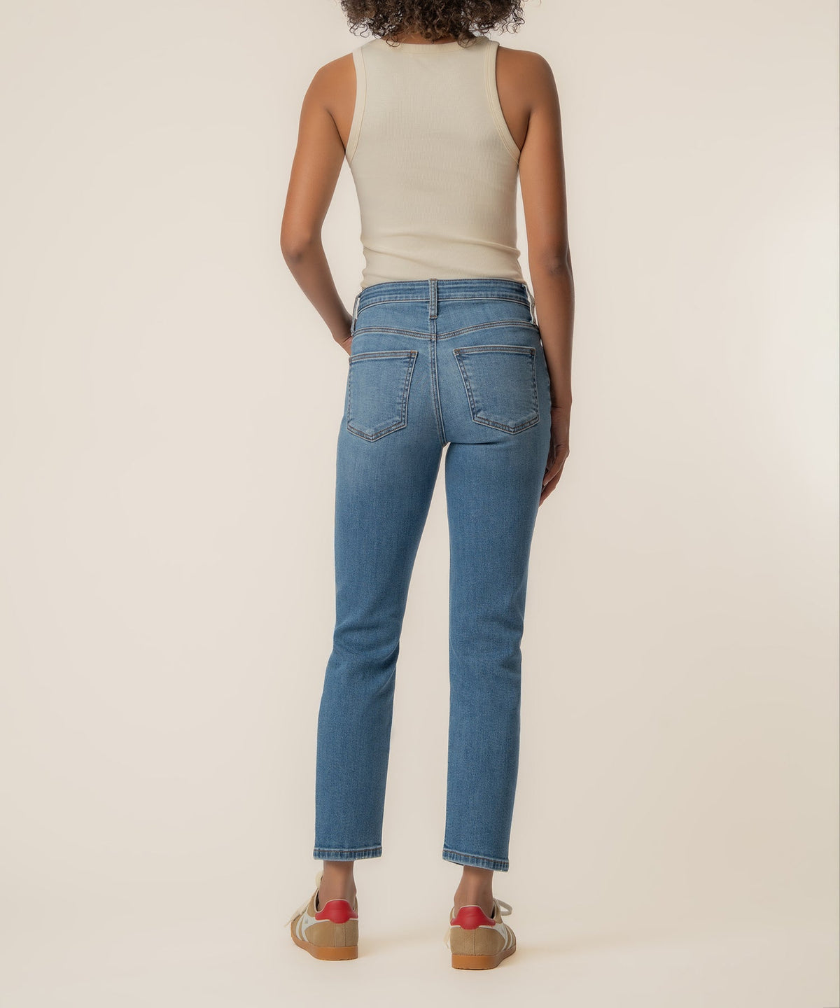 Rachael High Rise Mom Jean in Respond Wash