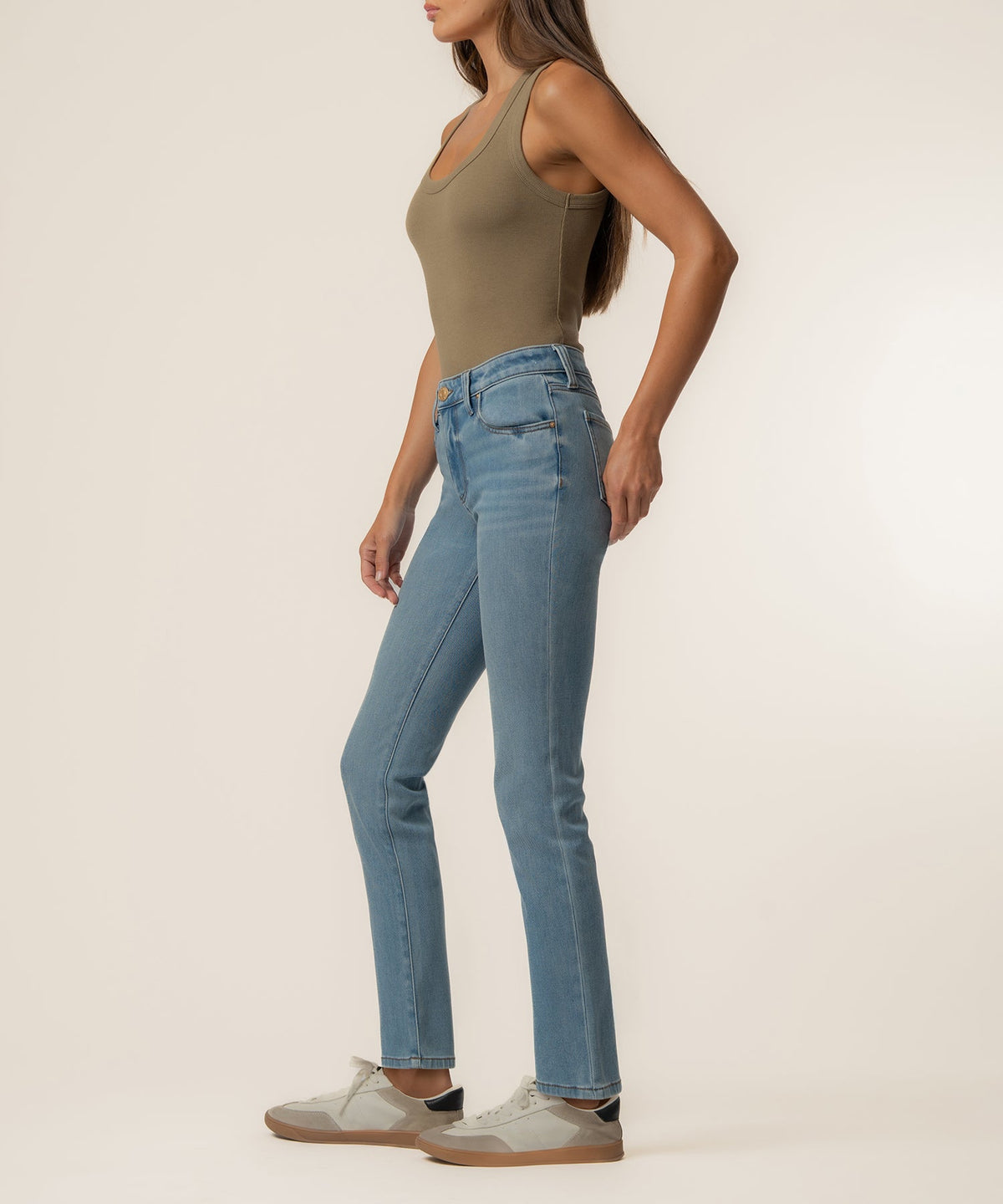Stevie Mid Rise Straight Leg, Petite in Certify Wash
