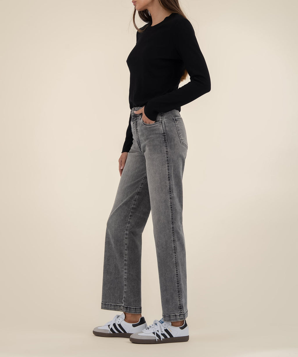 Pattie High Rise Straight Leg in Acquainted Wash