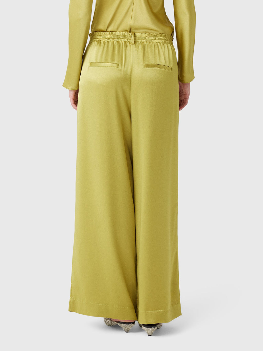 Leset Women's Barb Pleated Trouser
