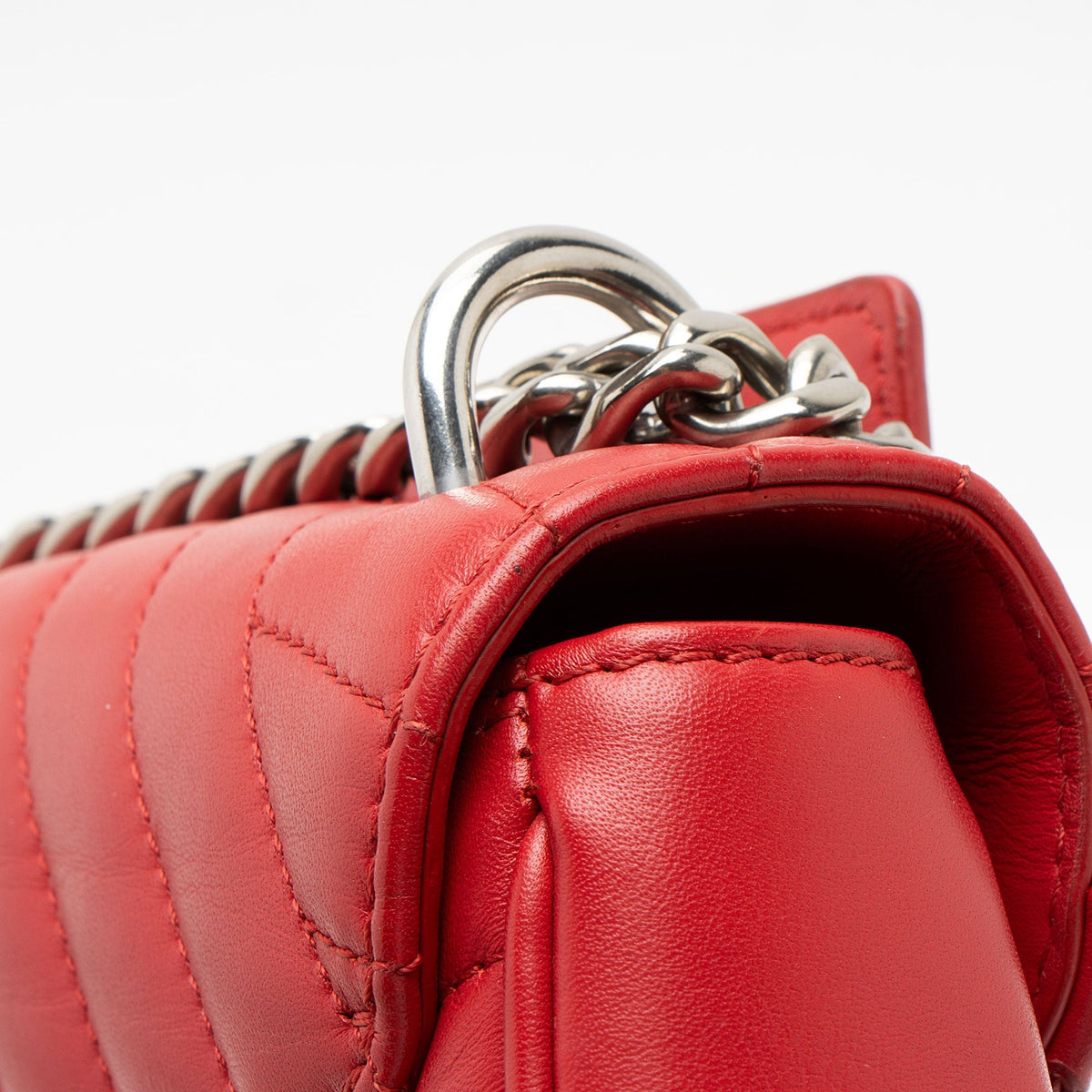 Louis Vuitton Calfskin New Wave Chain MM Shoulder Bag - Red