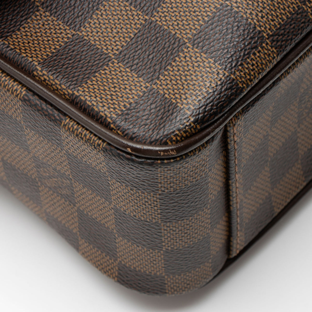 Louis Vuitton Damier Ebene Shelton MM Messenger - Brown