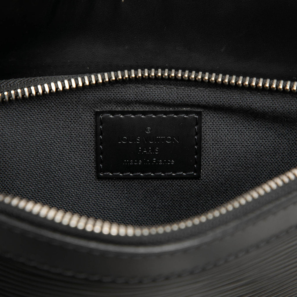 Louis Vuitton Epi Pochette Hoche - Black