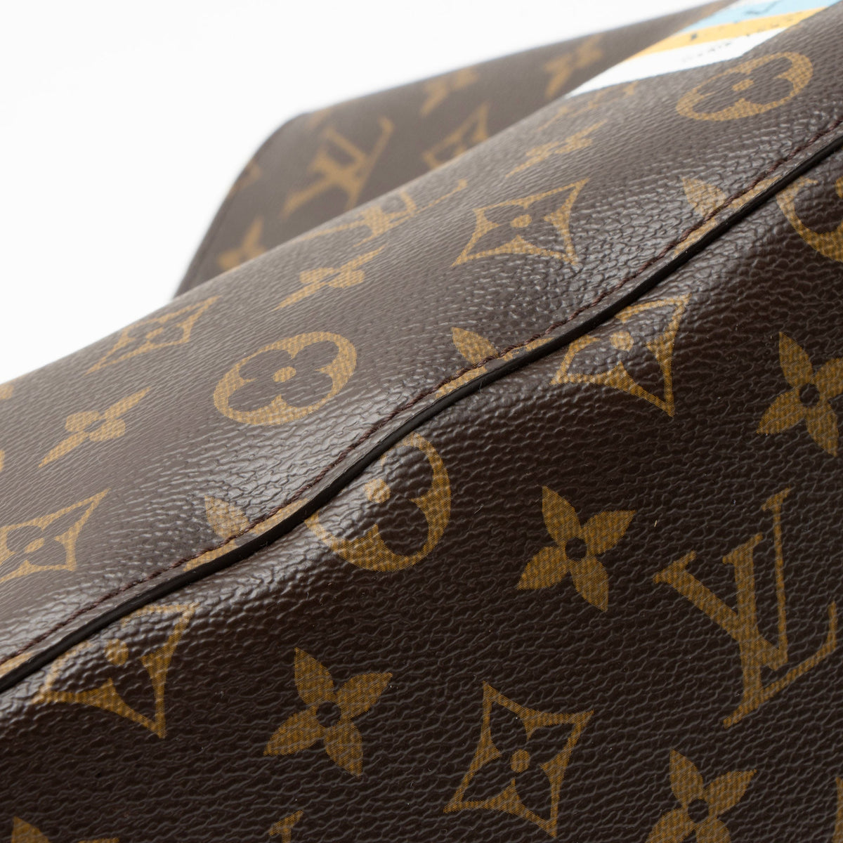 Louis Vuitton Limited Edition Monogram Canvas World Tour Neonoe MM Shoulder Bag - Brown/Multi