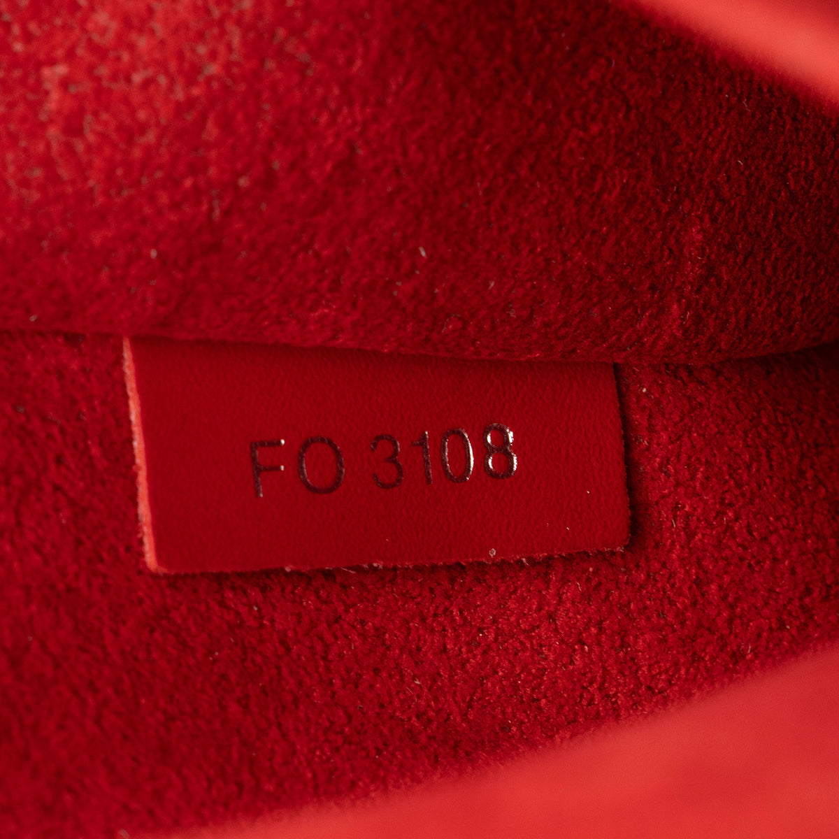 Louis Vuitton Monogram Cuir Very Messenger - Red