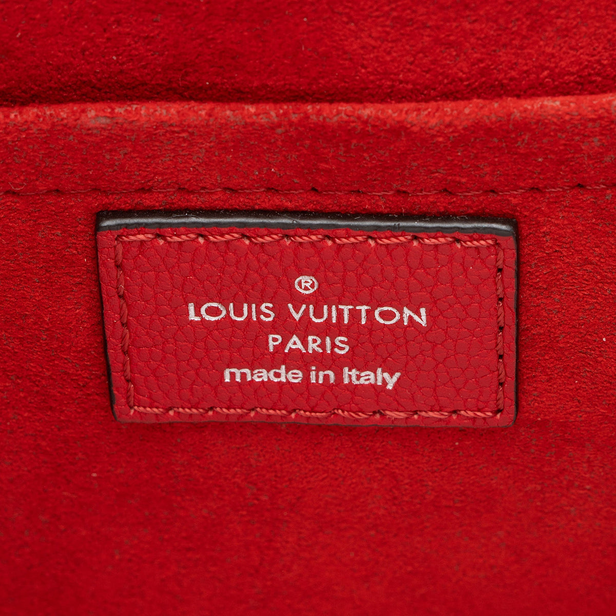 Louis Vuitton Monogram Cuir Very Messenger - Red