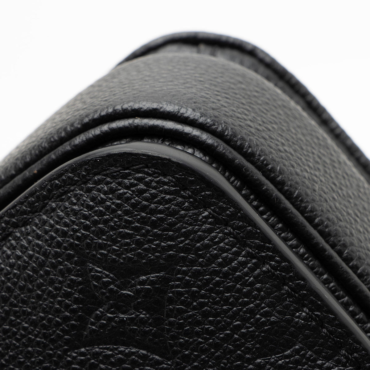Louis Vuitton Monogram Empreinte Pochette Metis E/W Shoulder Bag - Black