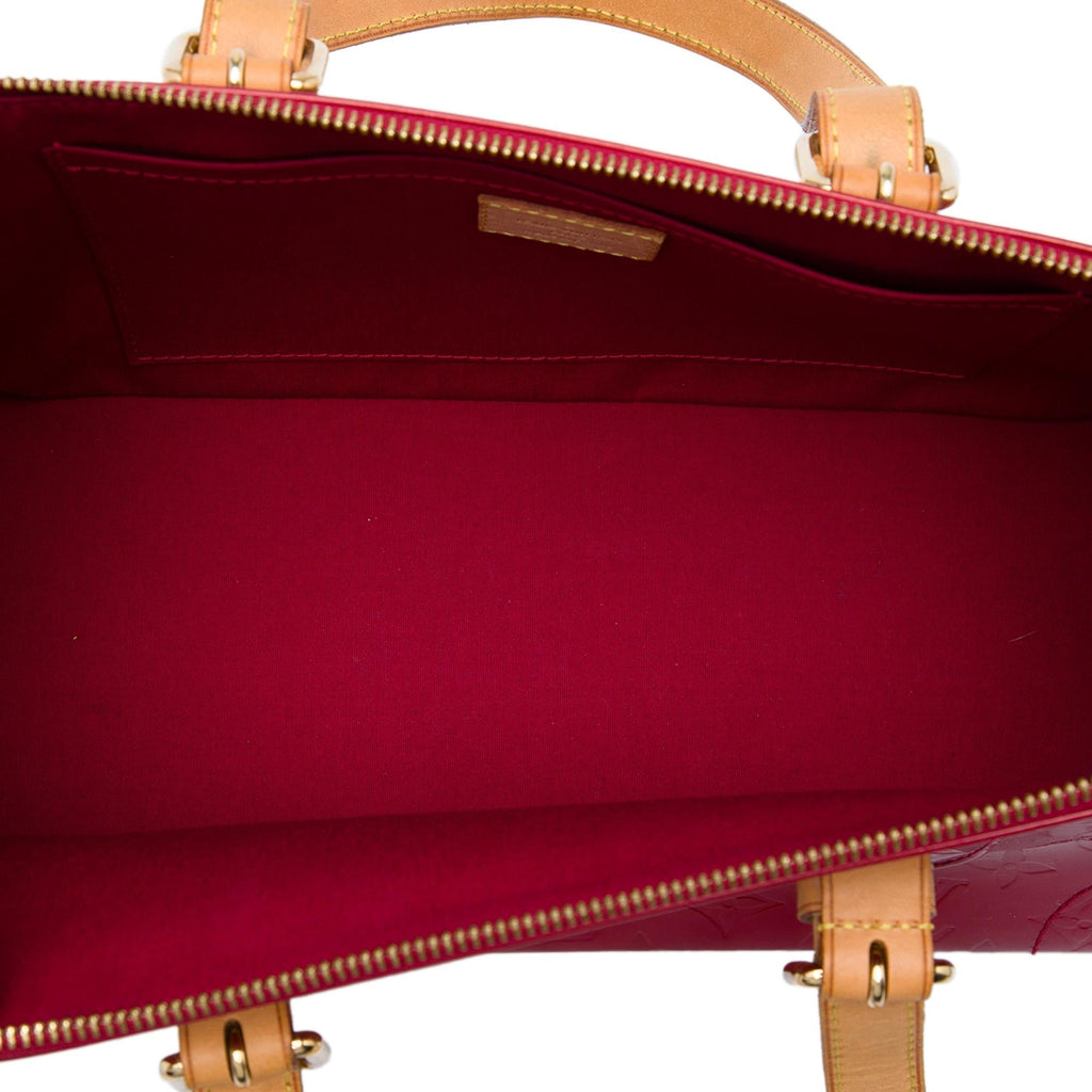 Louis Vuitton Monogram Vernis Rosewood Avenue Shoulder Bag - Red