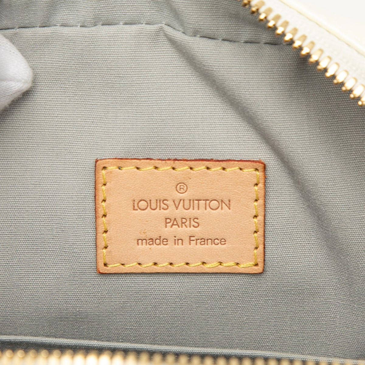 Louis Vuitton Monogram Vernis Summit Drive Satchel - White