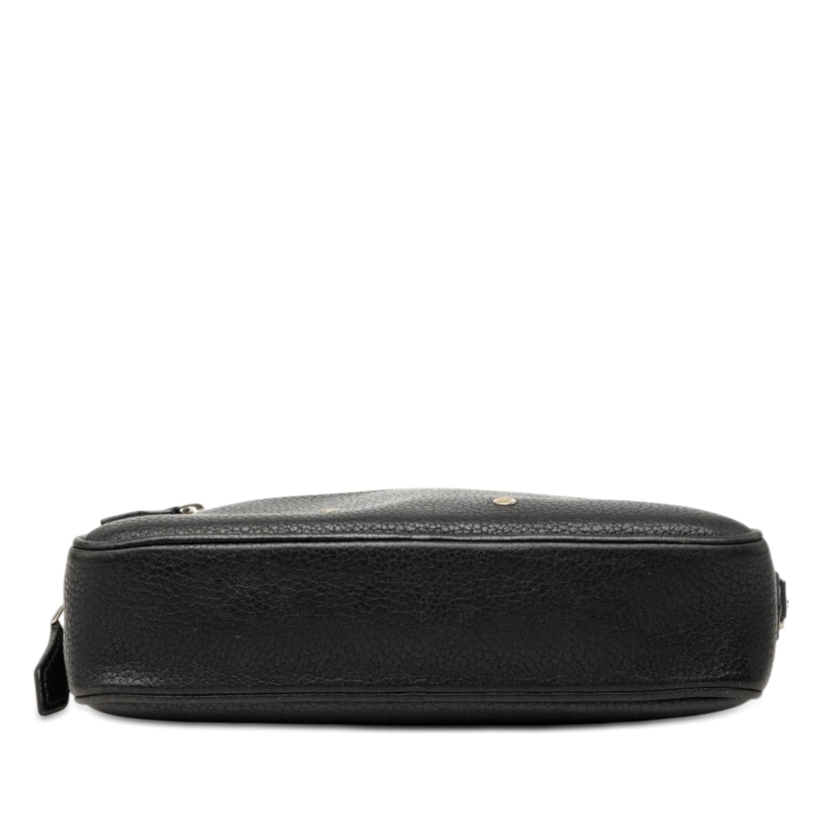 Louis Vuitton Taiga Kasai Clutch - Black