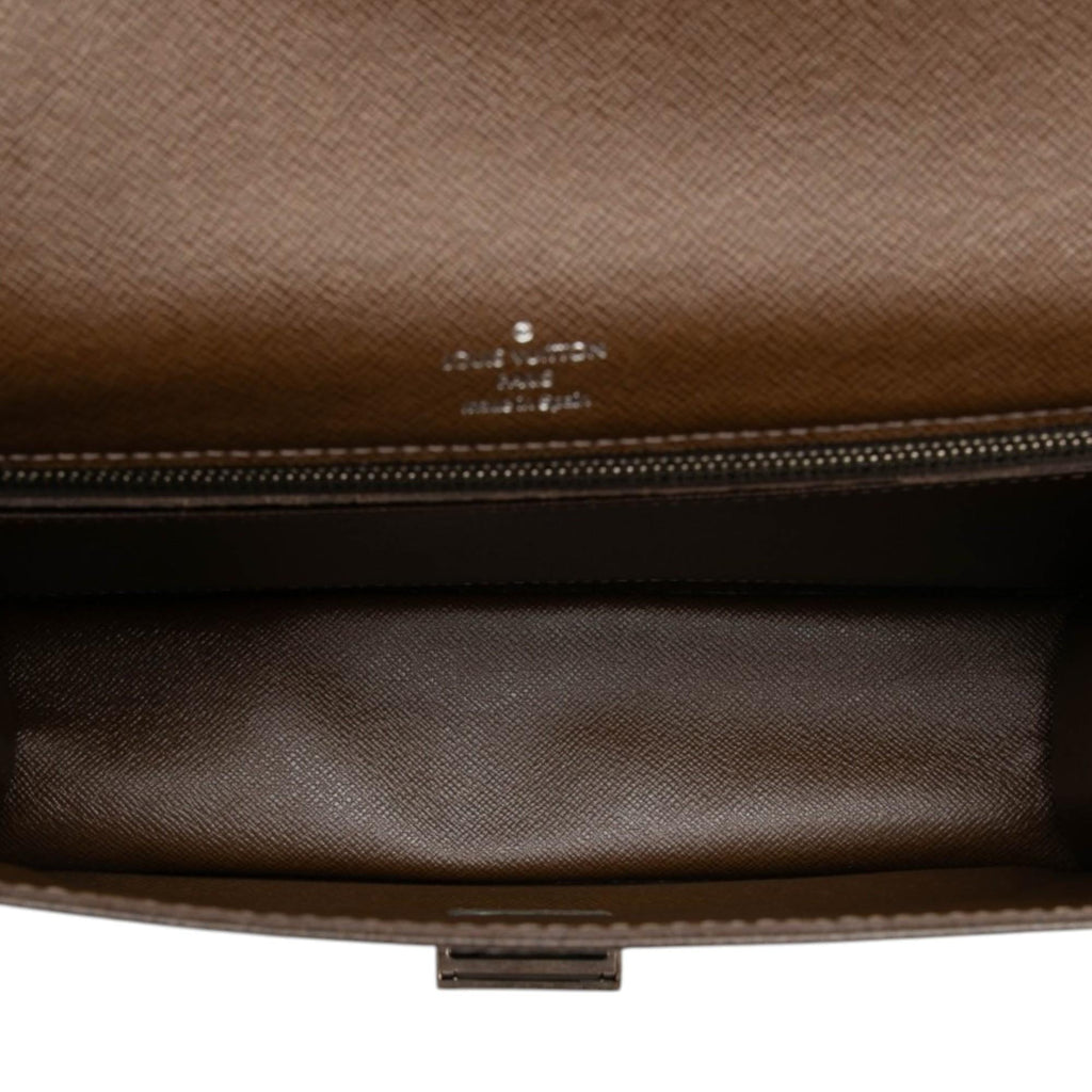 Louis Vuitton Taiga Selenga Clutch - Brown