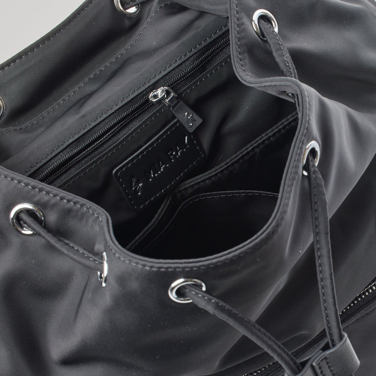 NYLON BACKPACK - BLACK