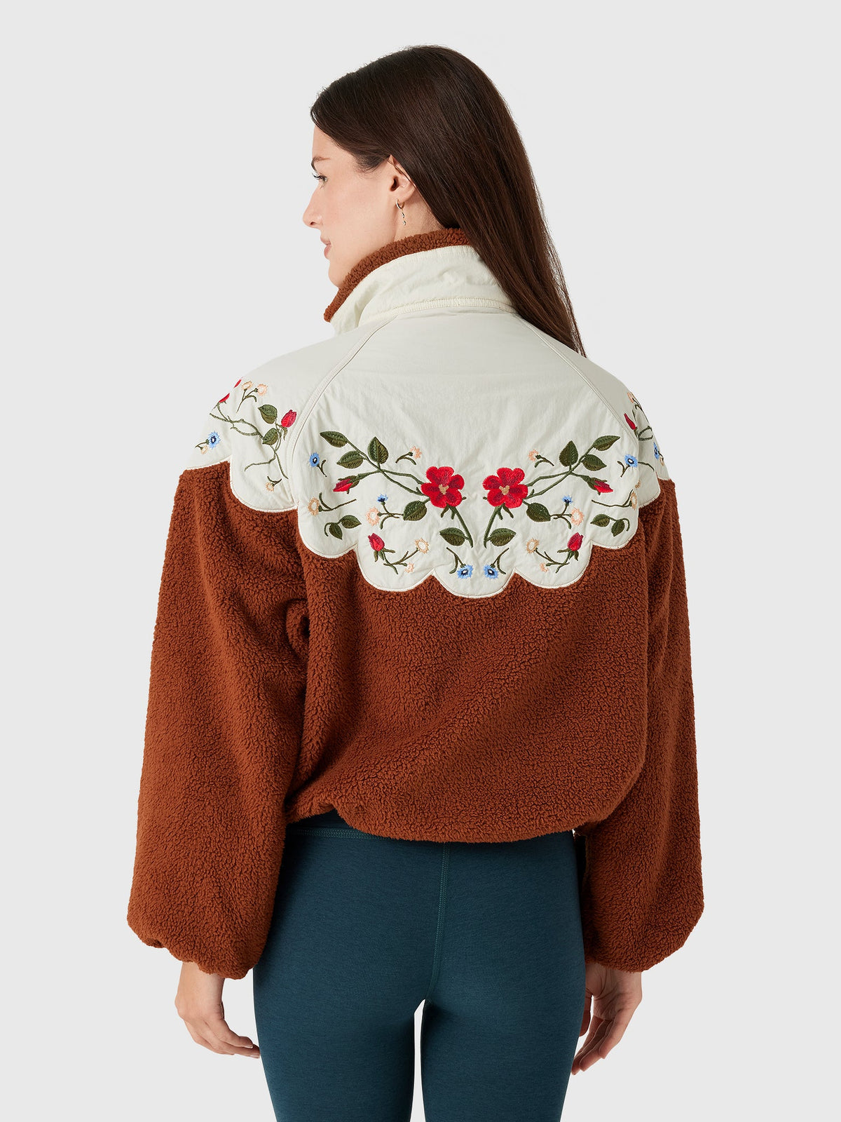 The Great Outdoors Women's The Plush Wildflower Pullover