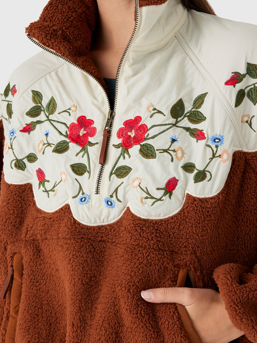 The Great Outdoors Women's The Plush Wildflower Pullover