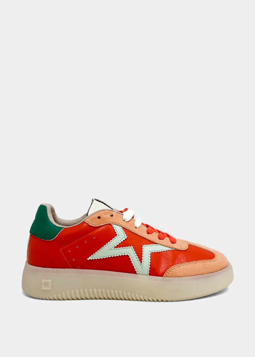 PEACHES