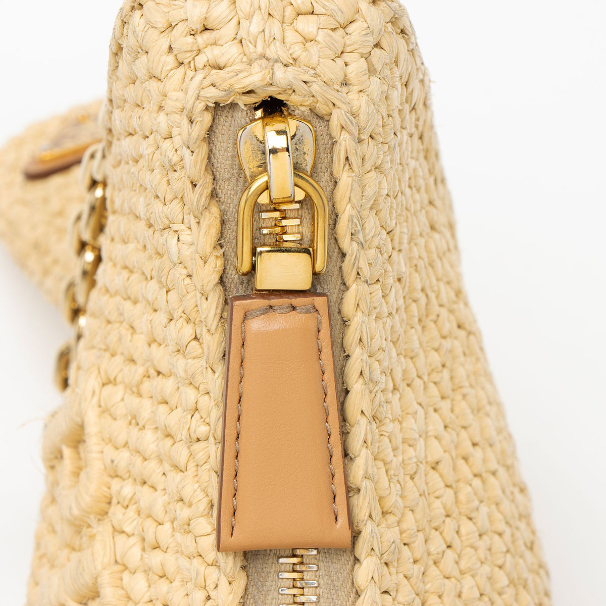 Prada Crochet Raffia Re-Edition 2005 Crossbody Bag - Beige