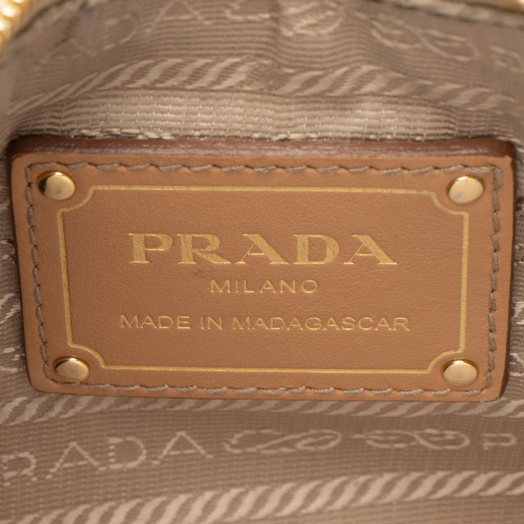 Prada Crochet Raffia Re-Edition 2005 Crossbody Bag - Beige