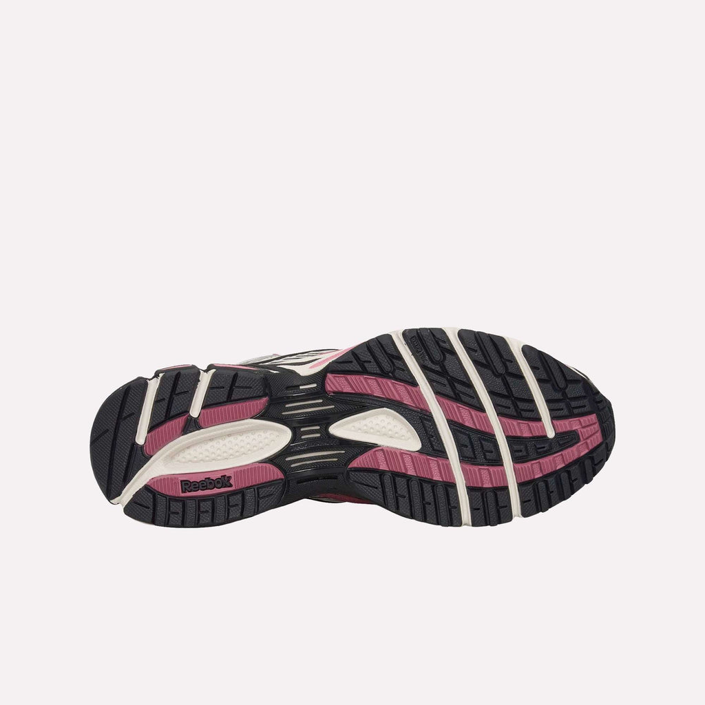 Premier Road Ultra Shoes