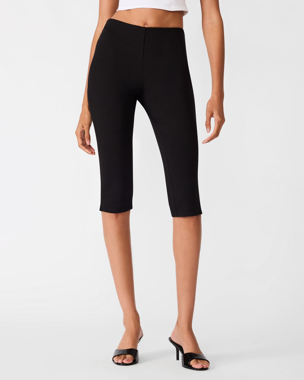 TERI KNIT CAPRI BLACK