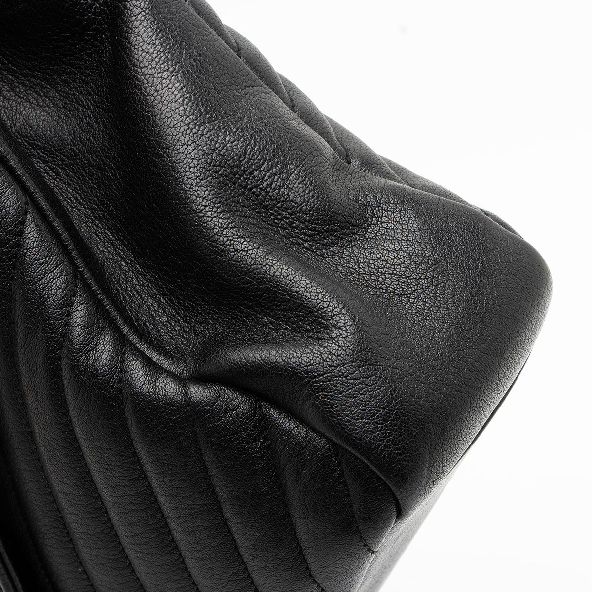 Saint Laurent Matelasse Calfskin Monogram College Large Shoulder Bag - Black