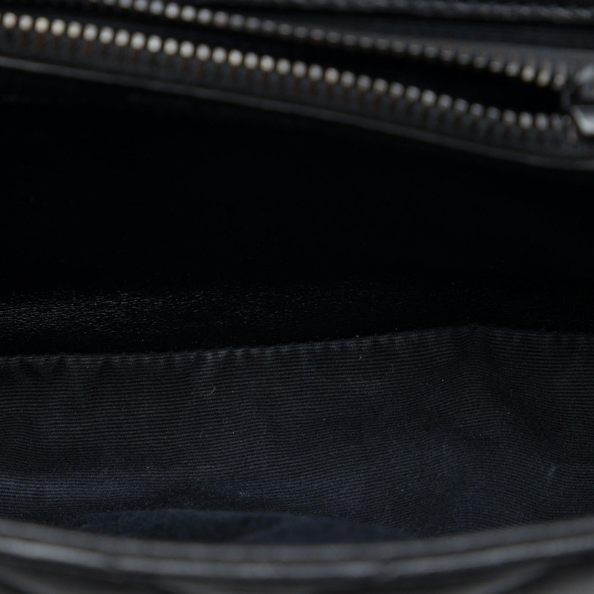 Saint Laurent Medium Chevron Sheepskin Monogram Monochrome College Bag - Black