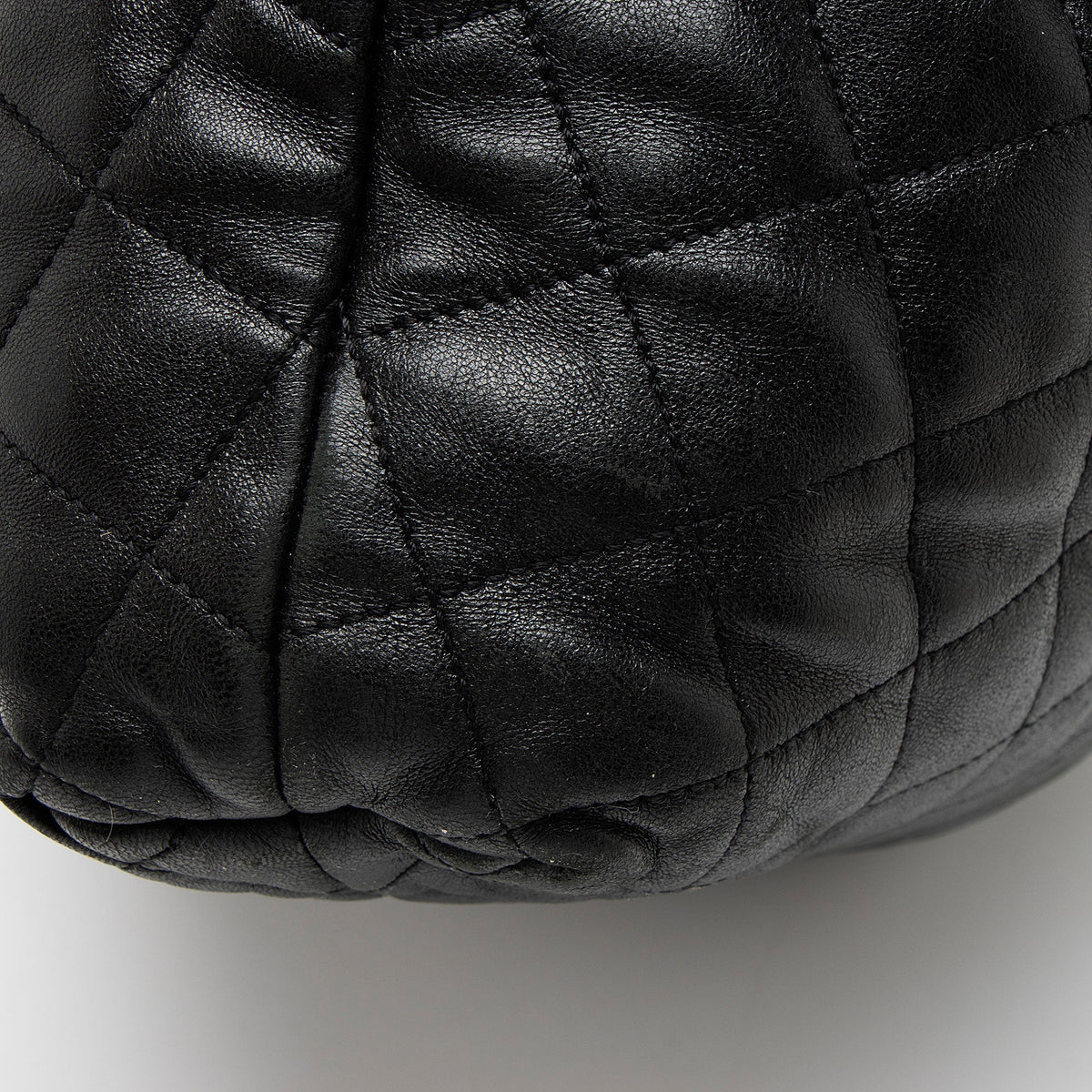 Saint Laurent Quilted Lambskin Monogram Icare Maxi Shopping Tote Bag - Black