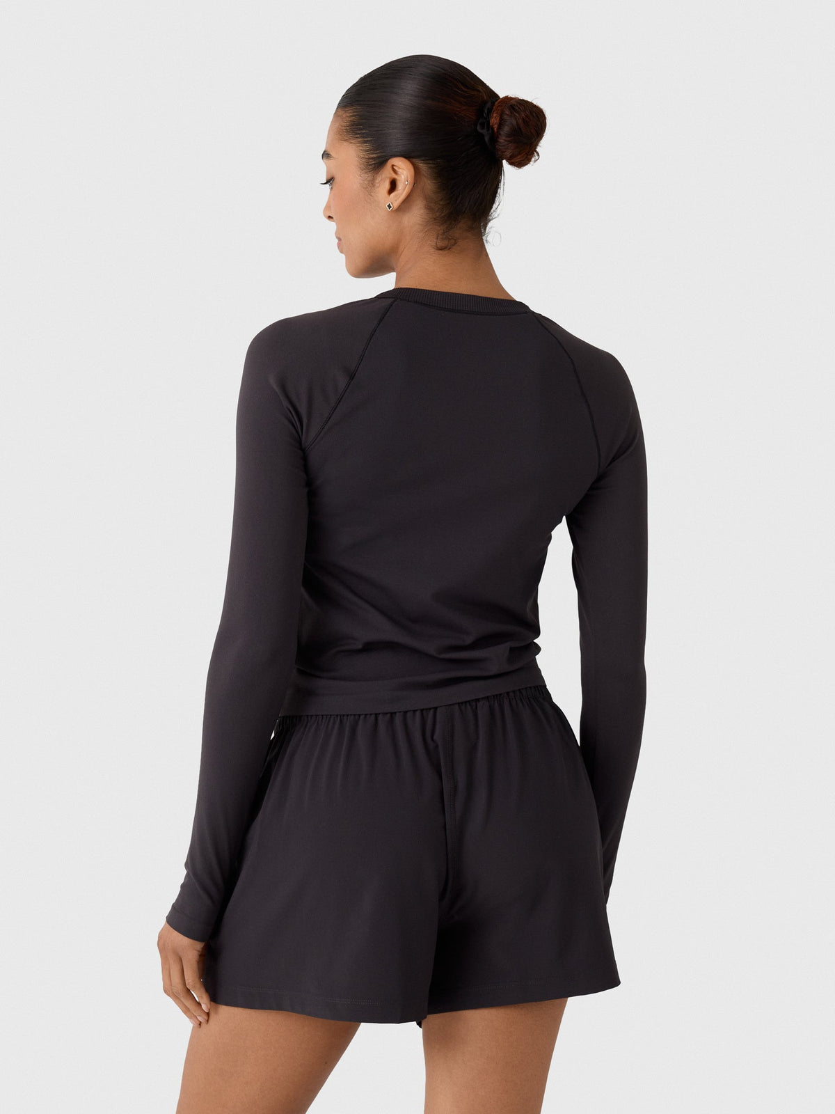 Vuori Women's Long Sleeve Seamless Surge Tee