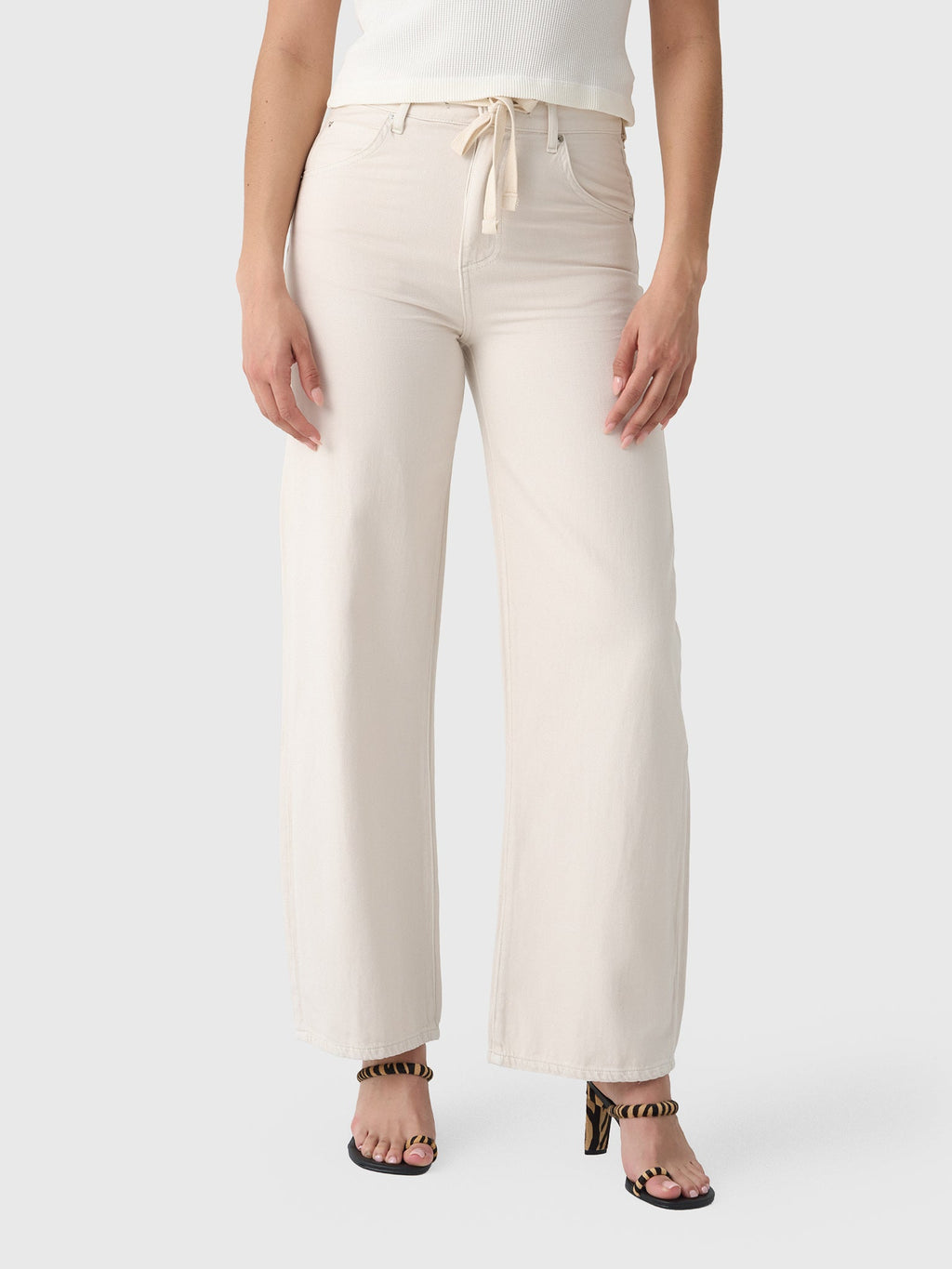 Le Jean Women's Luna Relaxed Jean